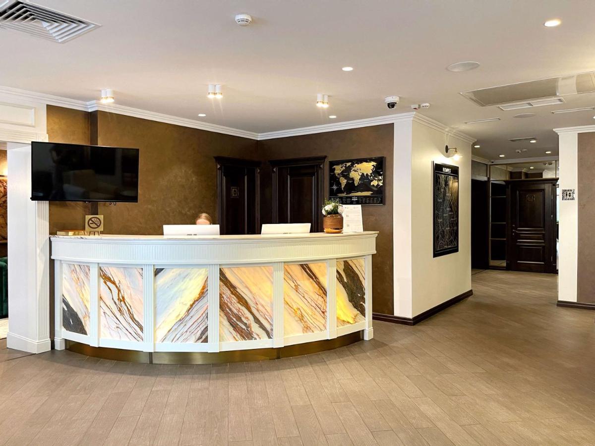 Best Western Plus Market Square Lviv Extérieur photo